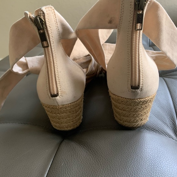 UGG Espadrille Sandal - Picture 8 of 8